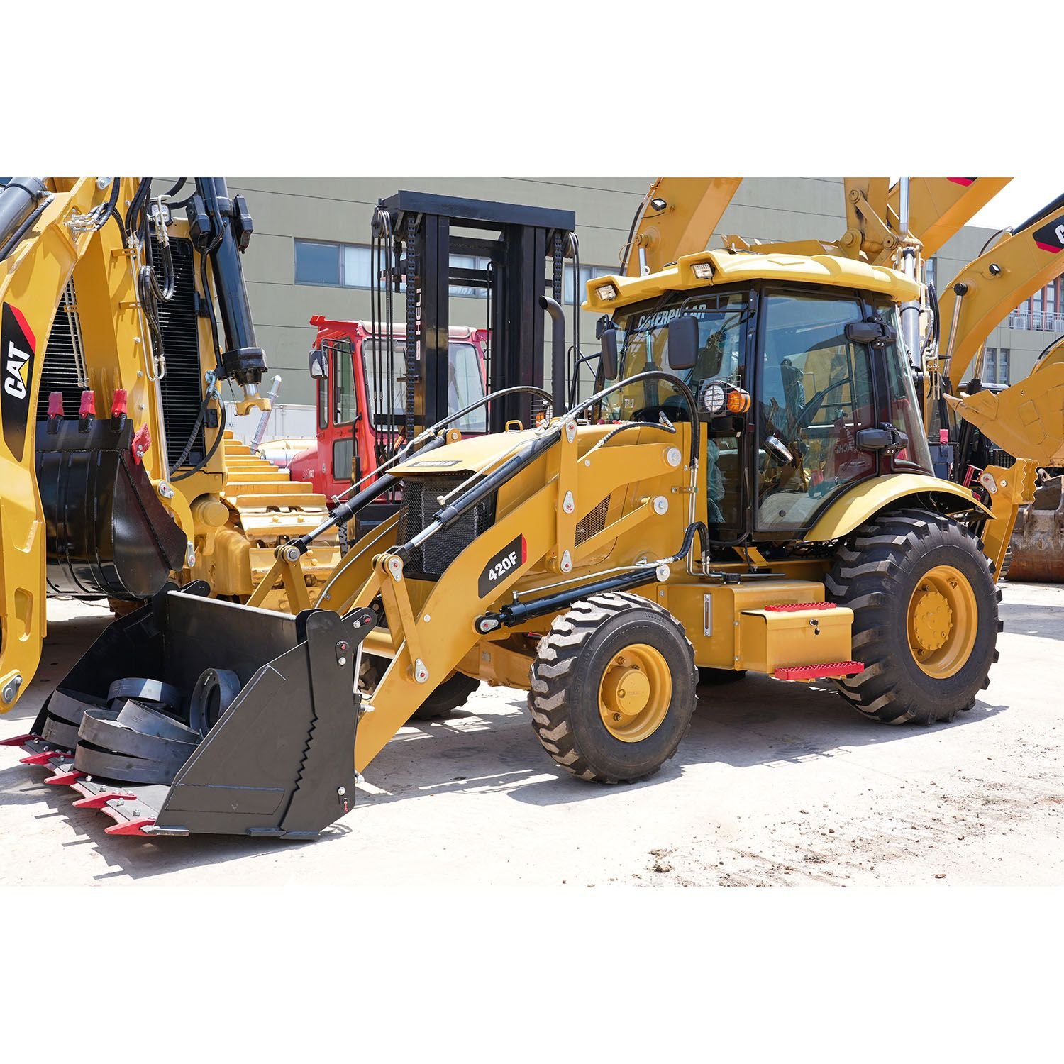 Used excavators, used bulldozers, used loaders, used construction equipment, used construction machinery, used excavation equipment, used forklifts, used crawler bulldozers, used wheel loaders