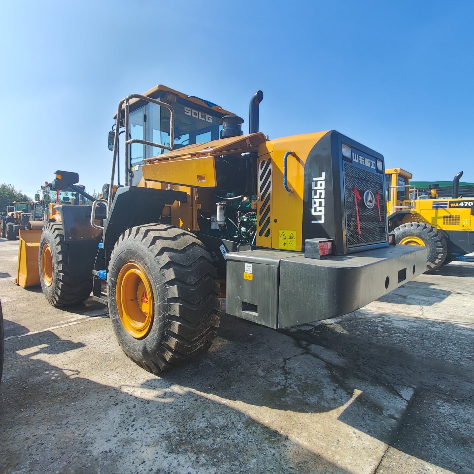 Used excavators, used bulldozers, used loaders, used construction equipment, used construction machinery, used excavation equipment, used forklifts, used crawler bulldozers, used wheel loaders