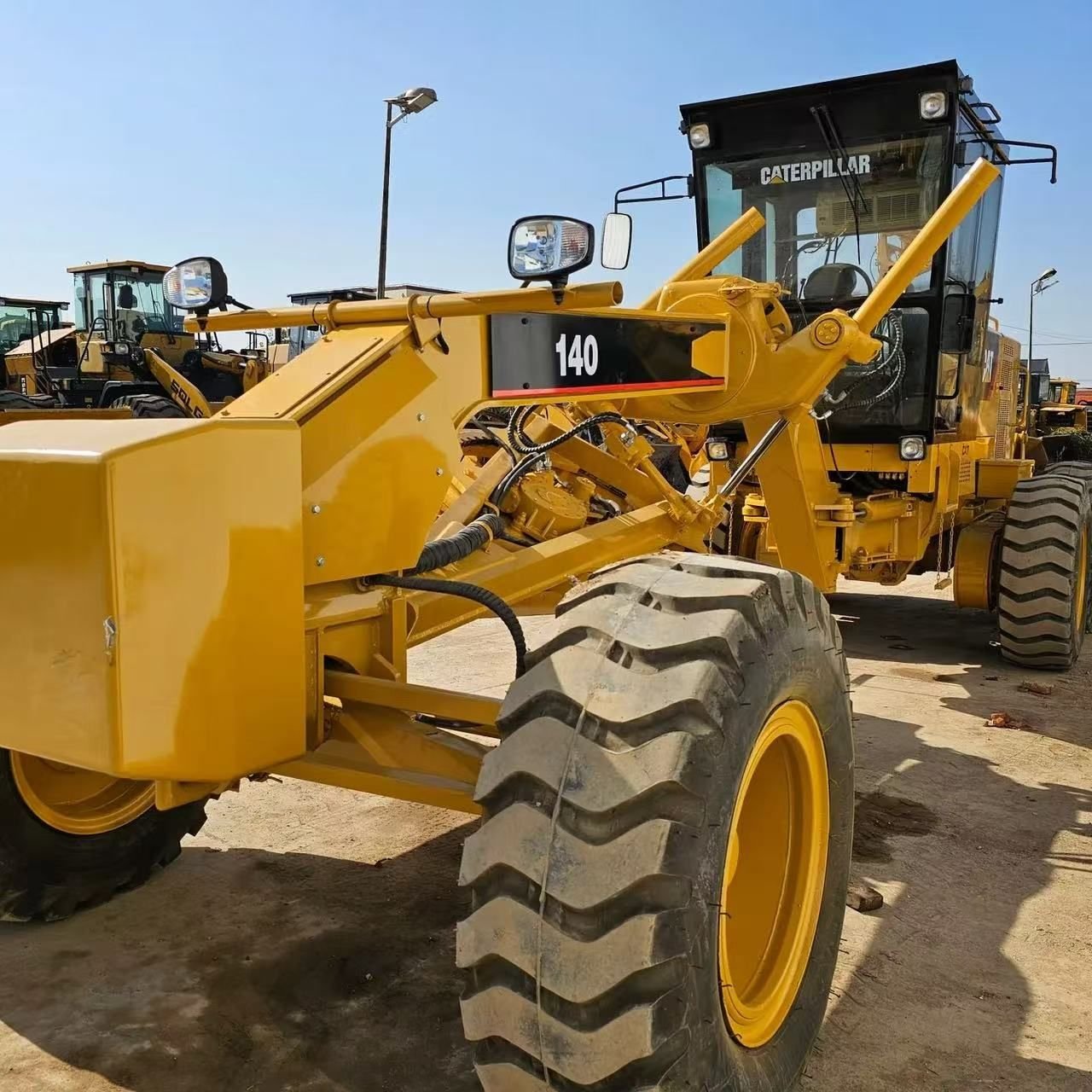 Used excavators, used bulldozers, used loaders, used construction equipment, used construction machinery, used excavation equipment, used forklifts, used crawler bulldozers, used wheel loaders