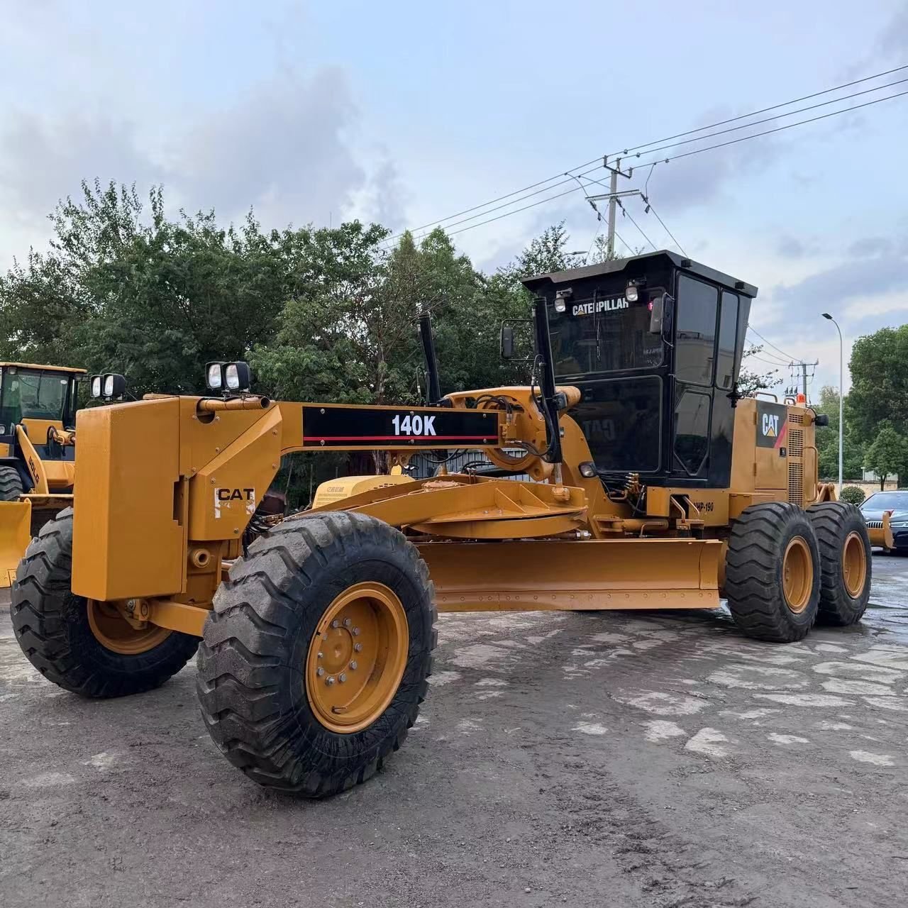 Used excavators, used bulldozers, used loaders, used construction equipment, used construction machinery, used excavation equipment, used forklifts, used crawler bulldozers, used wheel loaders
