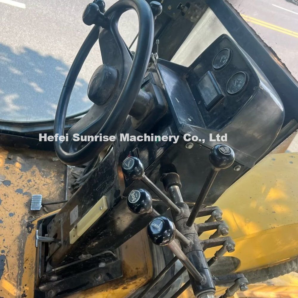 Used excavators, used bulldozers, used loaders, used construction equipment, used construction machinery, used excavation equipment, used forklifts, used crawler bulldozers, used wheel loaders