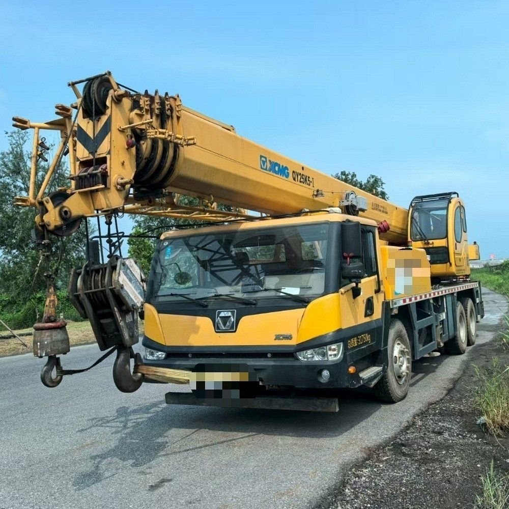 Used excavators, used bulldozers, used loaders, used construction equipment, used construction machinery, used excavation equipment, used forklifts, used crawler bulldozers, used wheel loaders