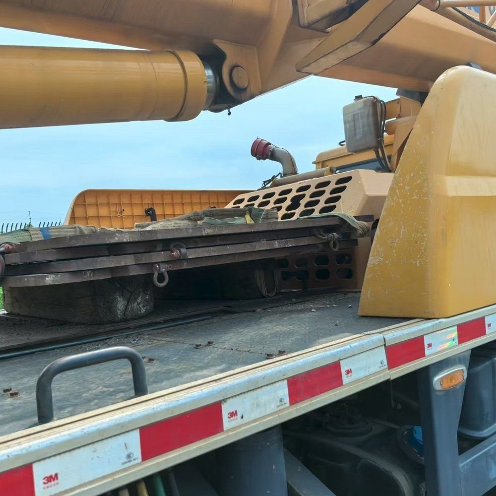 Used excavators, used bulldozers, used loaders, used construction equipment, used construction machinery, used excavation equipment, used forklifts, used crawler bulldozers, used wheel loaders