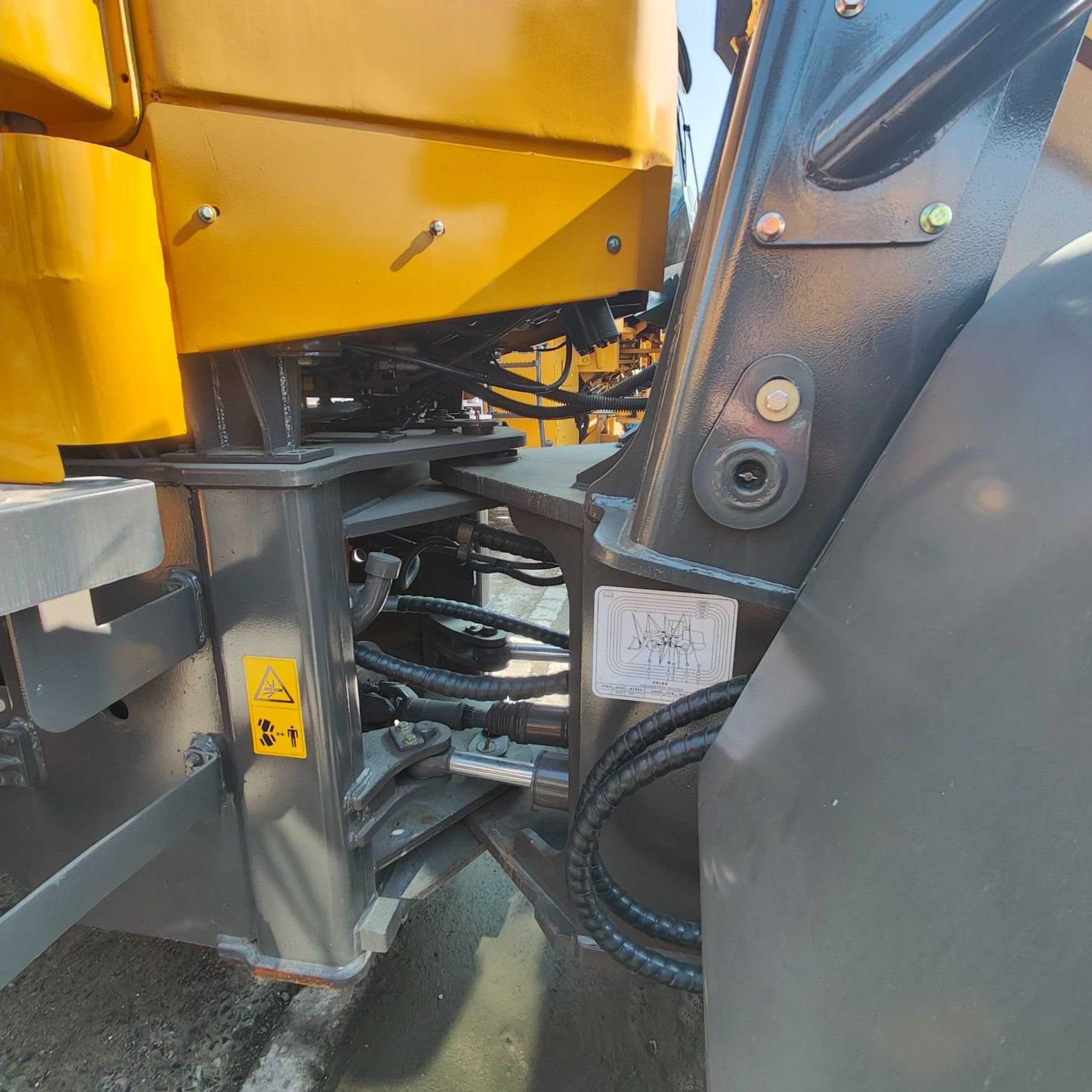 Used excavators, used bulldozers, used loaders, used construction equipment, used construction machinery, used excavation equipment, used forklifts, used crawler bulldozers, used wheel loaders