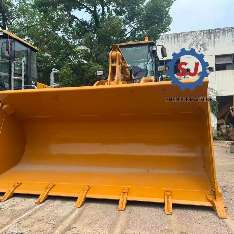Used excavators, used bulldozers, used loaders, used construction equipment, used construction machinery, used excavation equipment, used forklifts, used crawler bulldozers, used wheel loaders