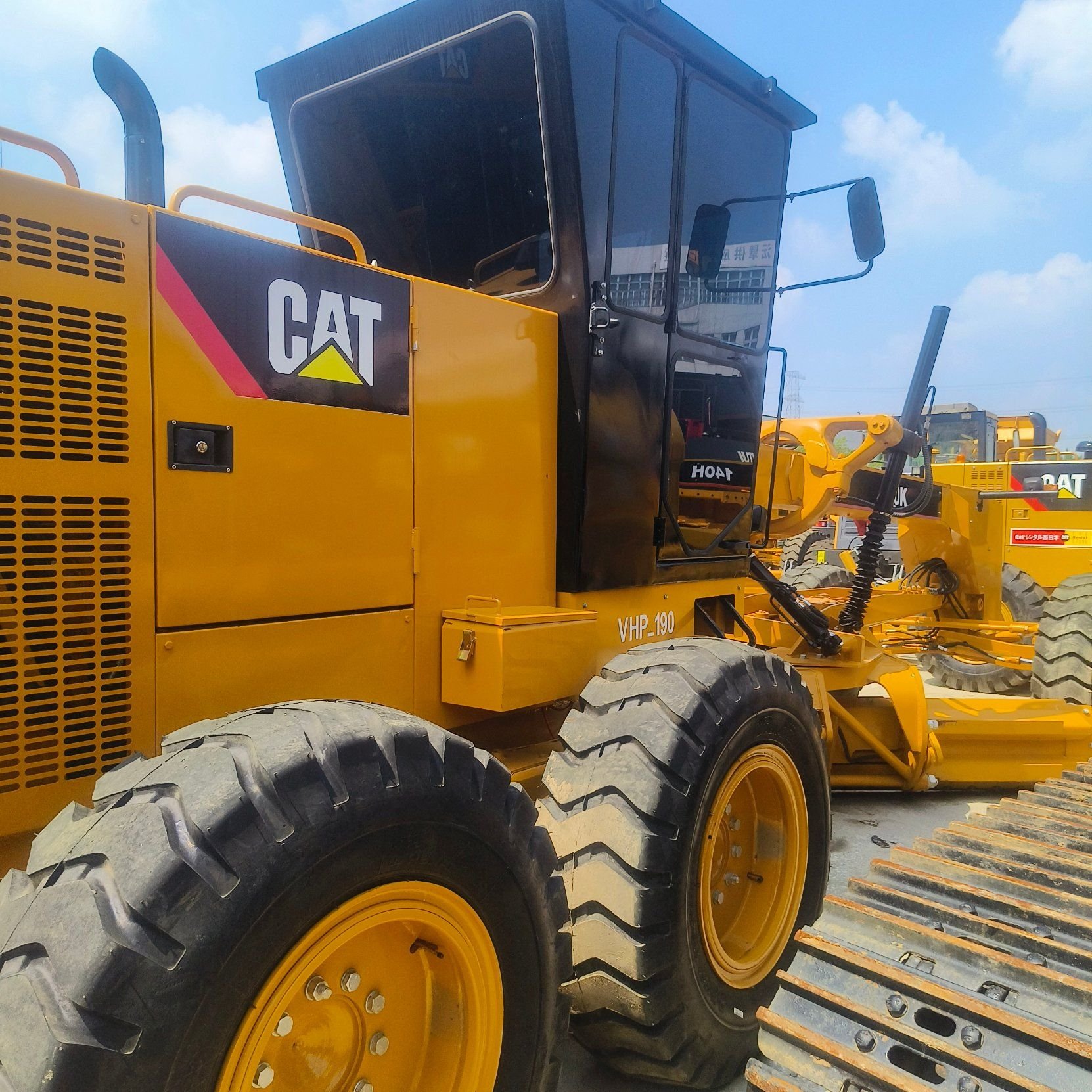 Used excavators, used bulldozers, used loaders, used construction equipment, used construction machinery, used excavation equipment, used forklifts, used crawler bulldozers, used wheel loaders