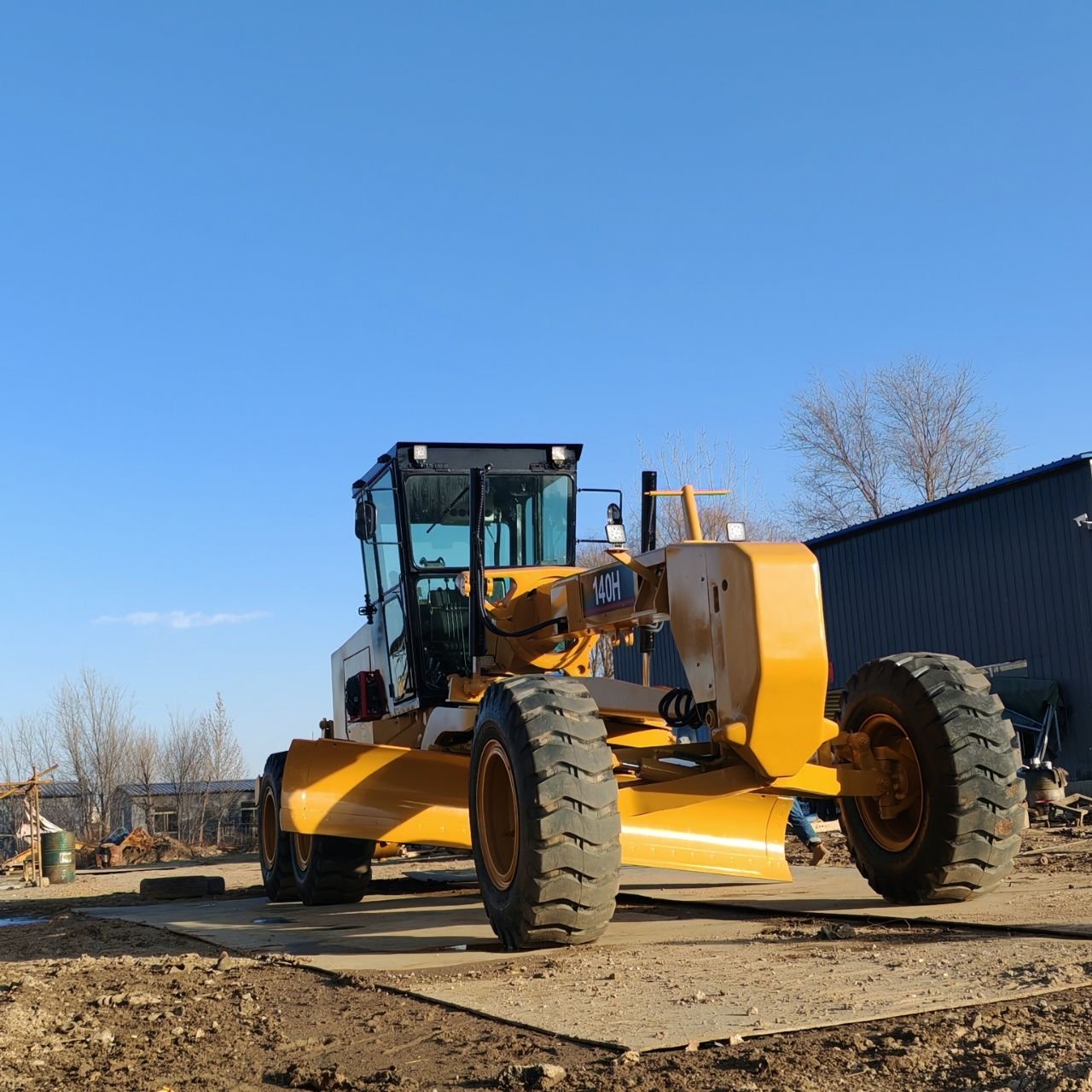 Used excavators, used bulldozers, used loaders, used construction equipment, used construction machinery, used excavation equipment, used forklifts, used crawler bulldozers, used wheel loaders