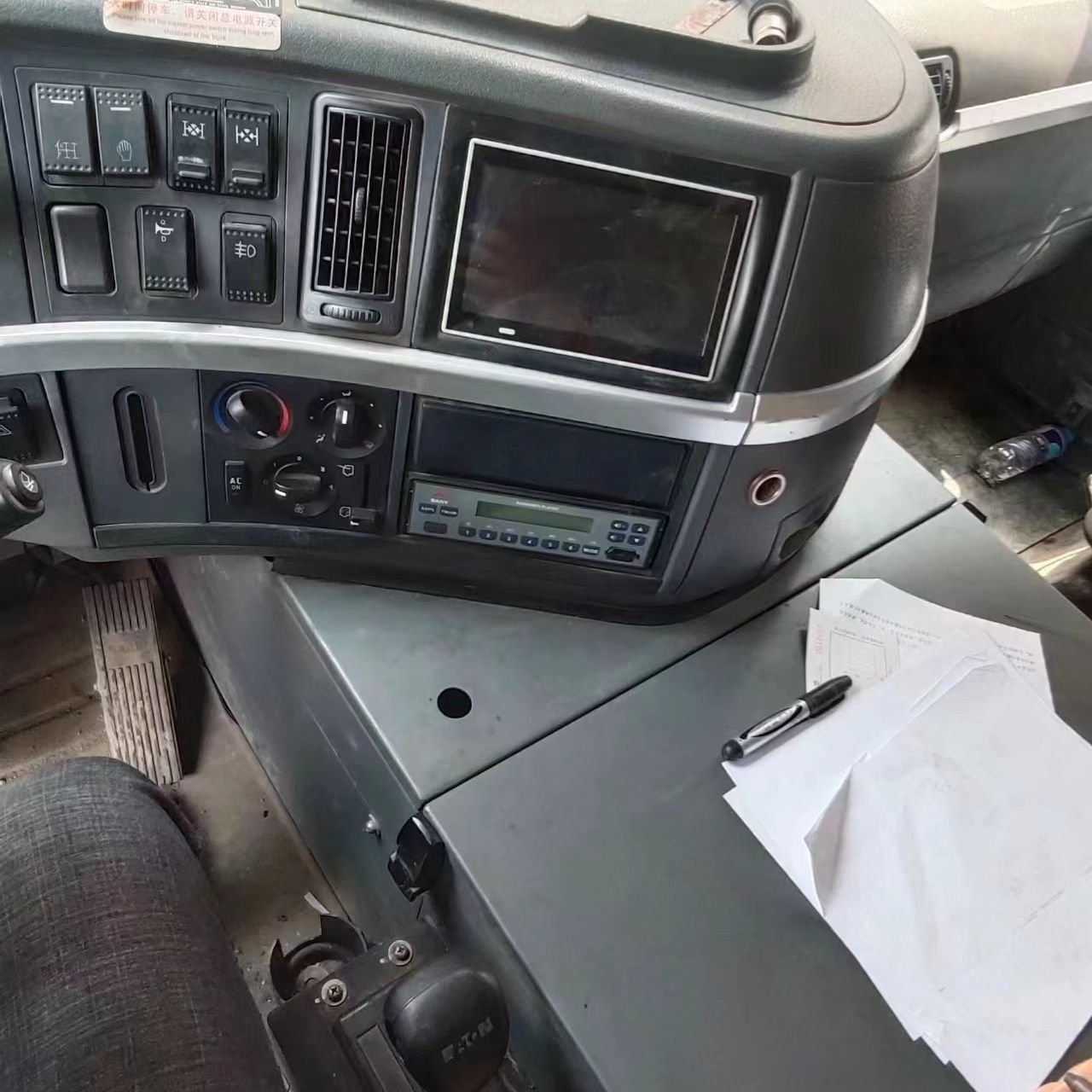 Used excavators, used bulldozers, used loaders, used construction equipment, used construction machinery, used excavation equipment, used forklifts, used crawler bulldozers, used wheel loaders