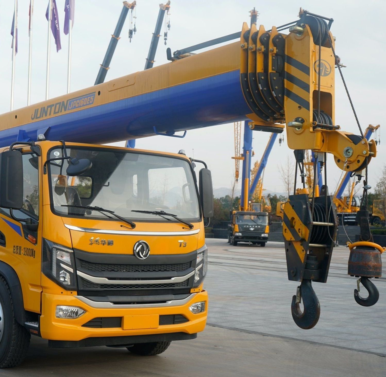 Used excavators, used bulldozers, used loaders, used construction equipment, used construction machinery, used excavation equipment, used forklifts, used crawler bulldozers, used wheel loaders