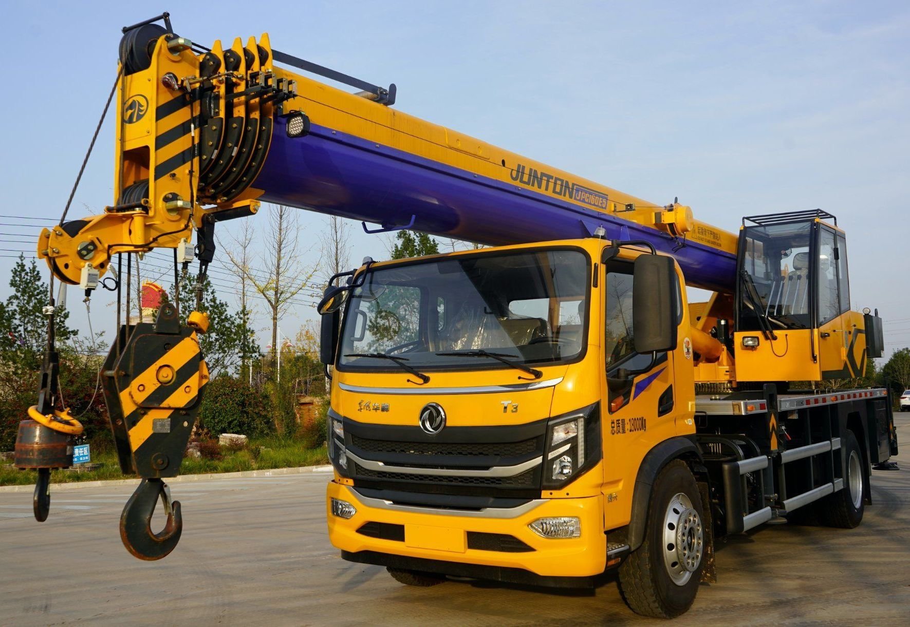 Used excavators, used bulldozers, used loaders, used construction equipment, used construction machinery, used excavation equipment, used forklifts, used crawler bulldozers, used wheel loaders