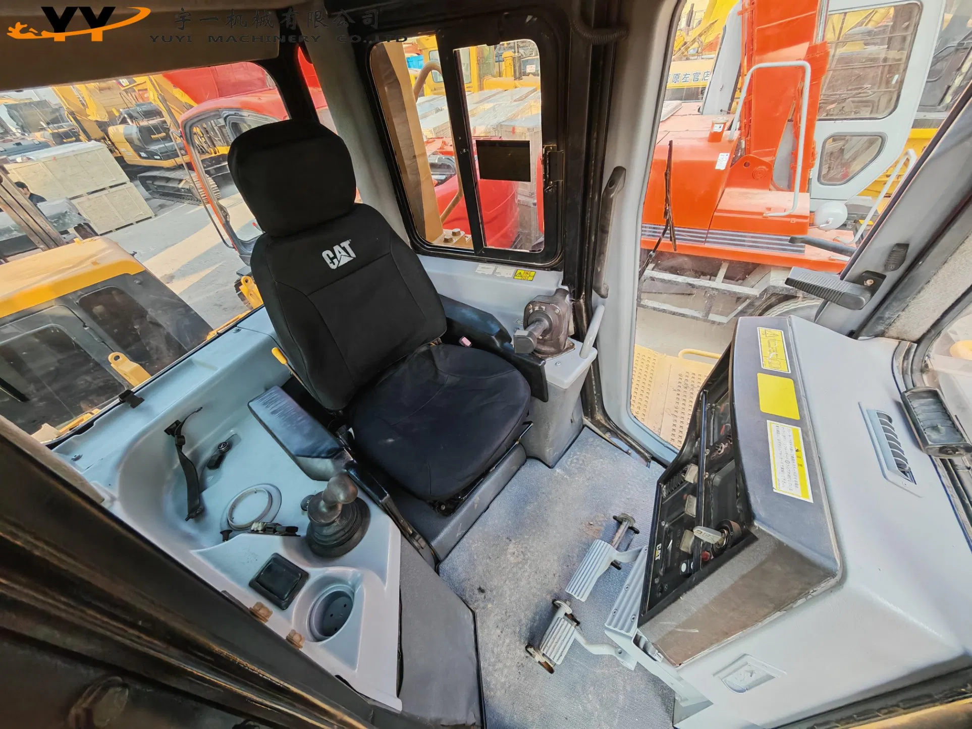 Used excavators, used bulldozers, used loaders, used construction equipment, used construction machinery, used excavation equipment, used forklifts, used crawler bulldozers, used wheel loaders