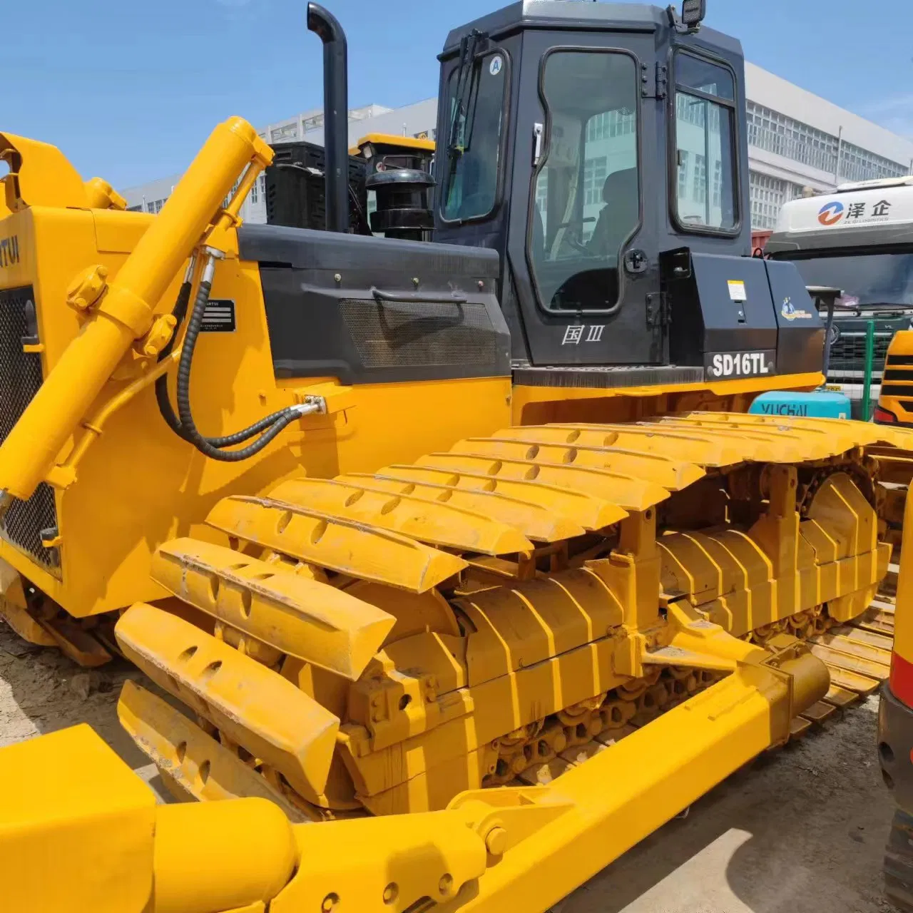 Used excavators, used bulldozers, used loaders, used construction equipment, used construction machinery, used excavation equipment, used forklifts, used crawler bulldozers, used wheel loaders