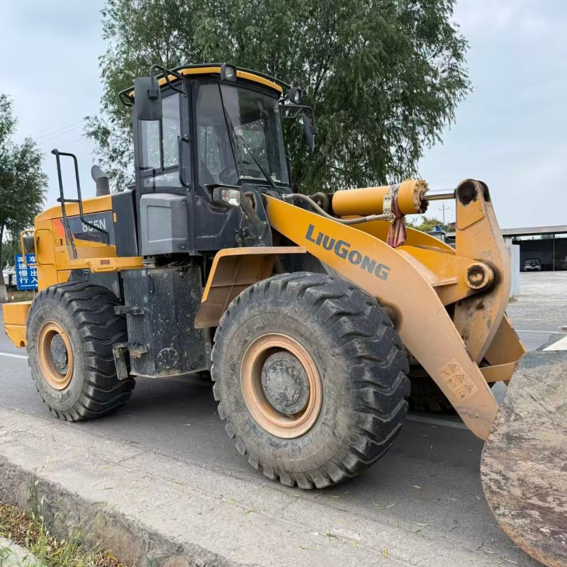 Used excavators, used bulldozers, used loaders, used construction equipment, used construction machinery, used excavation equipment, used forklifts, used crawler bulldozers, used wheel loaders