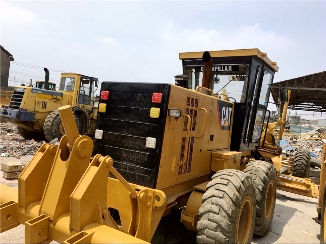 Used excavators, used bulldozers, used loaders, used construction equipment, used construction machinery, used excavation equipment, used forklifts, used crawler bulldozers, used wheel loaders
