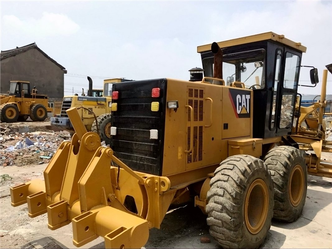 Used excavators, used bulldozers, used loaders, used construction equipment, used construction machinery, used excavation equipment, used forklifts, used crawler bulldozers, used wheel loaders