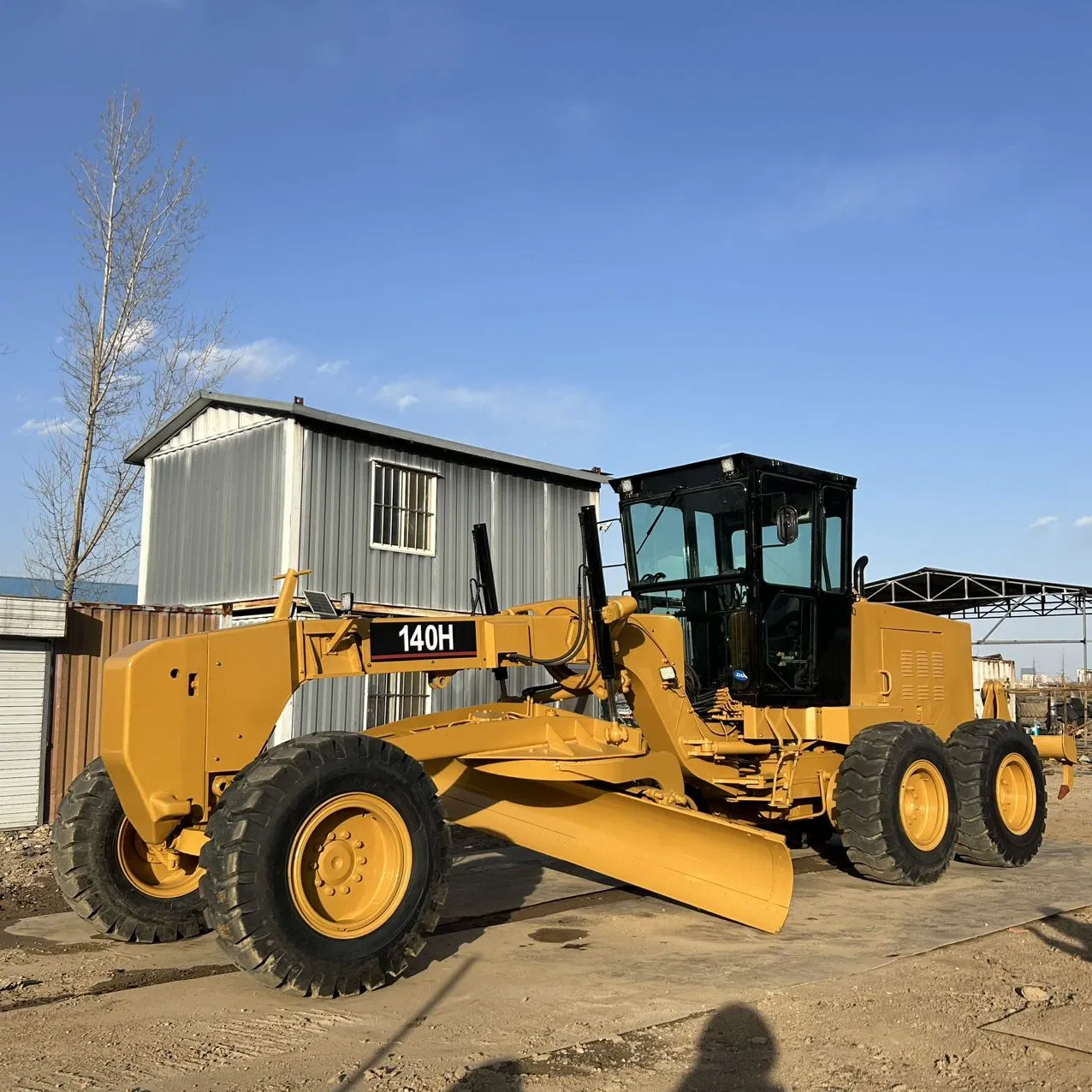 Used excavators, used bulldozers, used loaders, used construction equipment, used construction machinery, used excavation equipment, used forklifts, used crawler bulldozers, used wheel loaders
