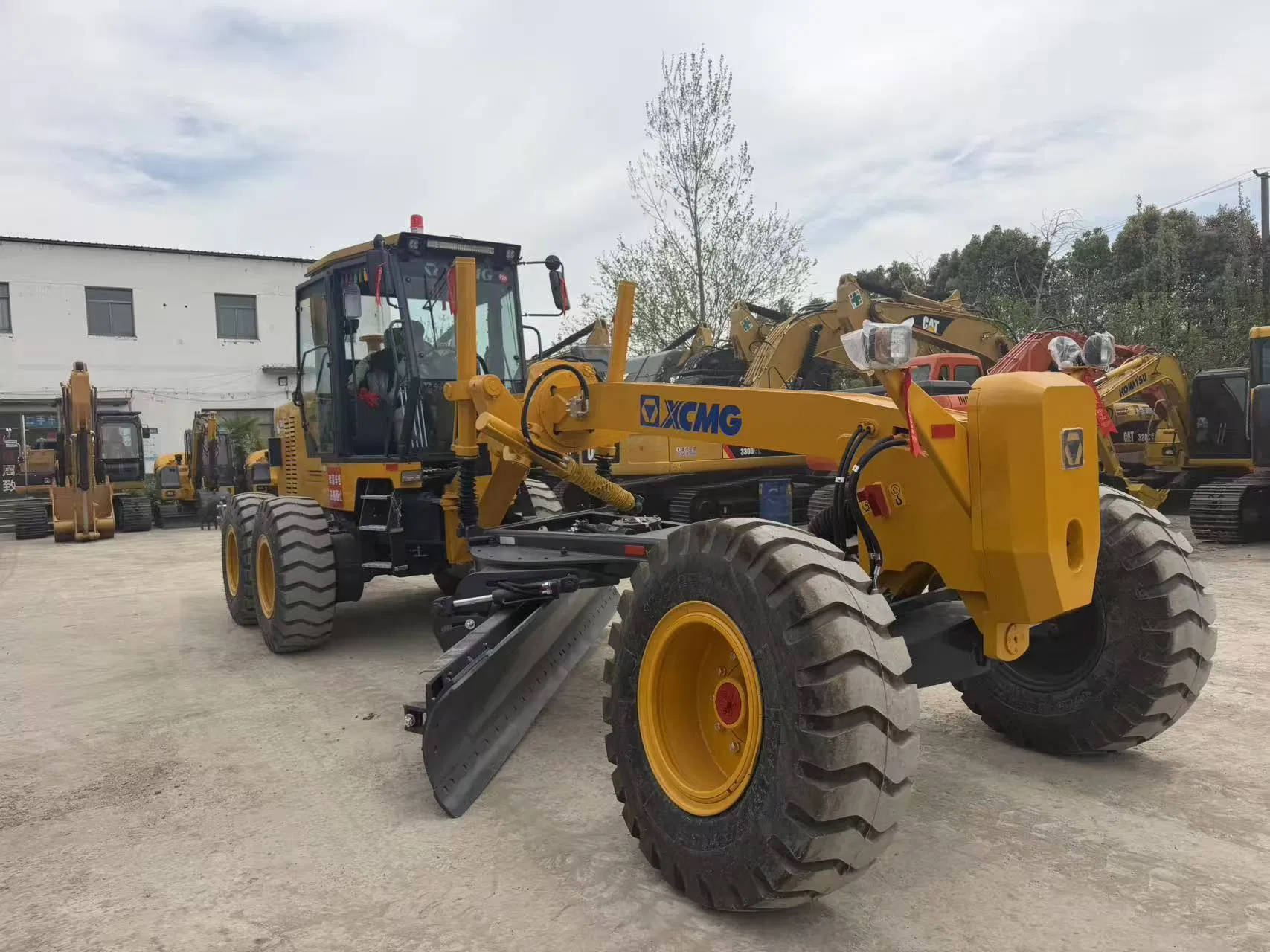 Used Grader Gr2153 Chinese Xg Brand Secondhand Motor Machines for Construction
