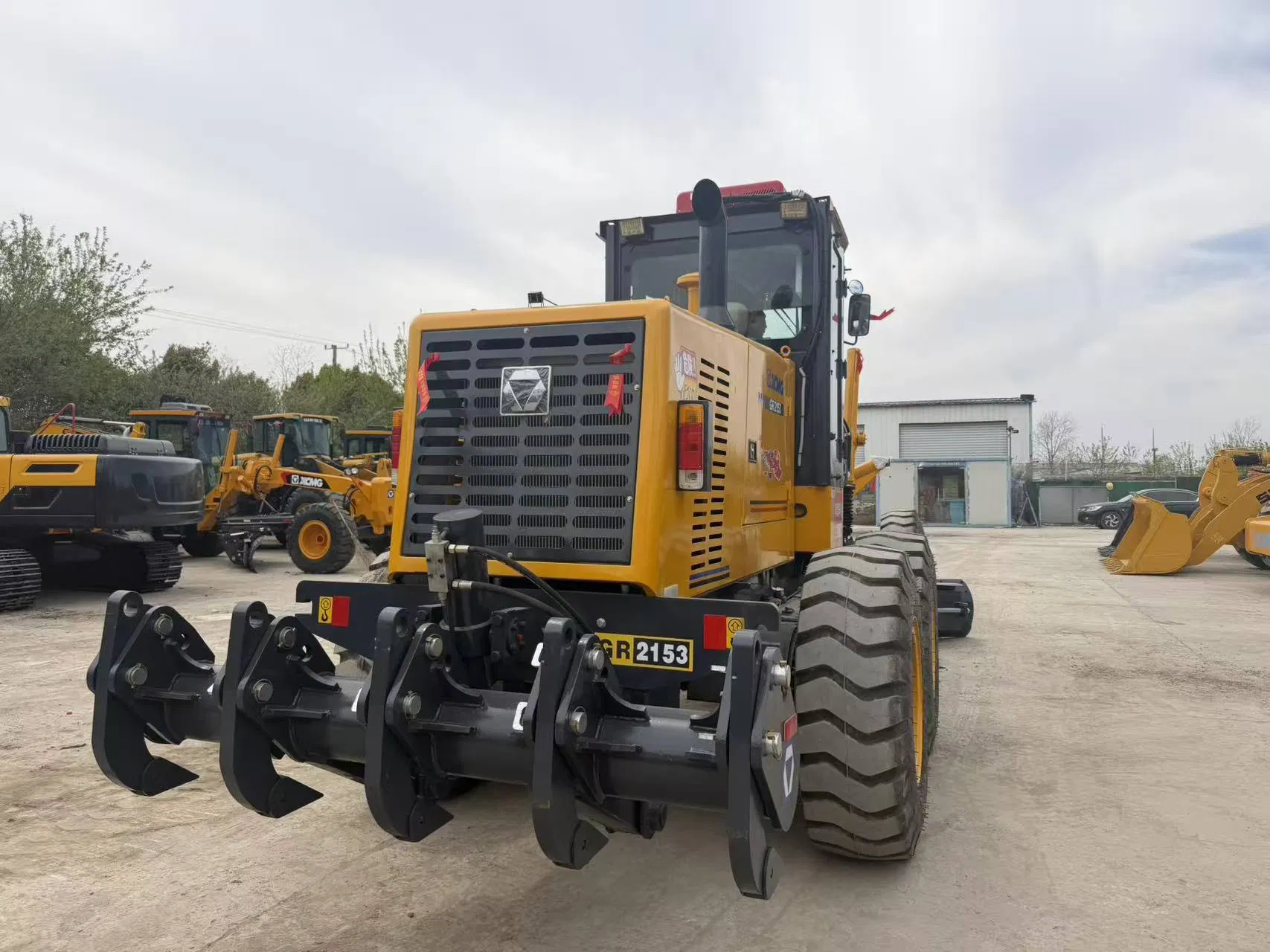 Used excavators, used bulldozers, used loaders, used construction equipment, used construction machinery, used excavation equipment, used forklifts, used crawler bulldozers, used wheel loaders