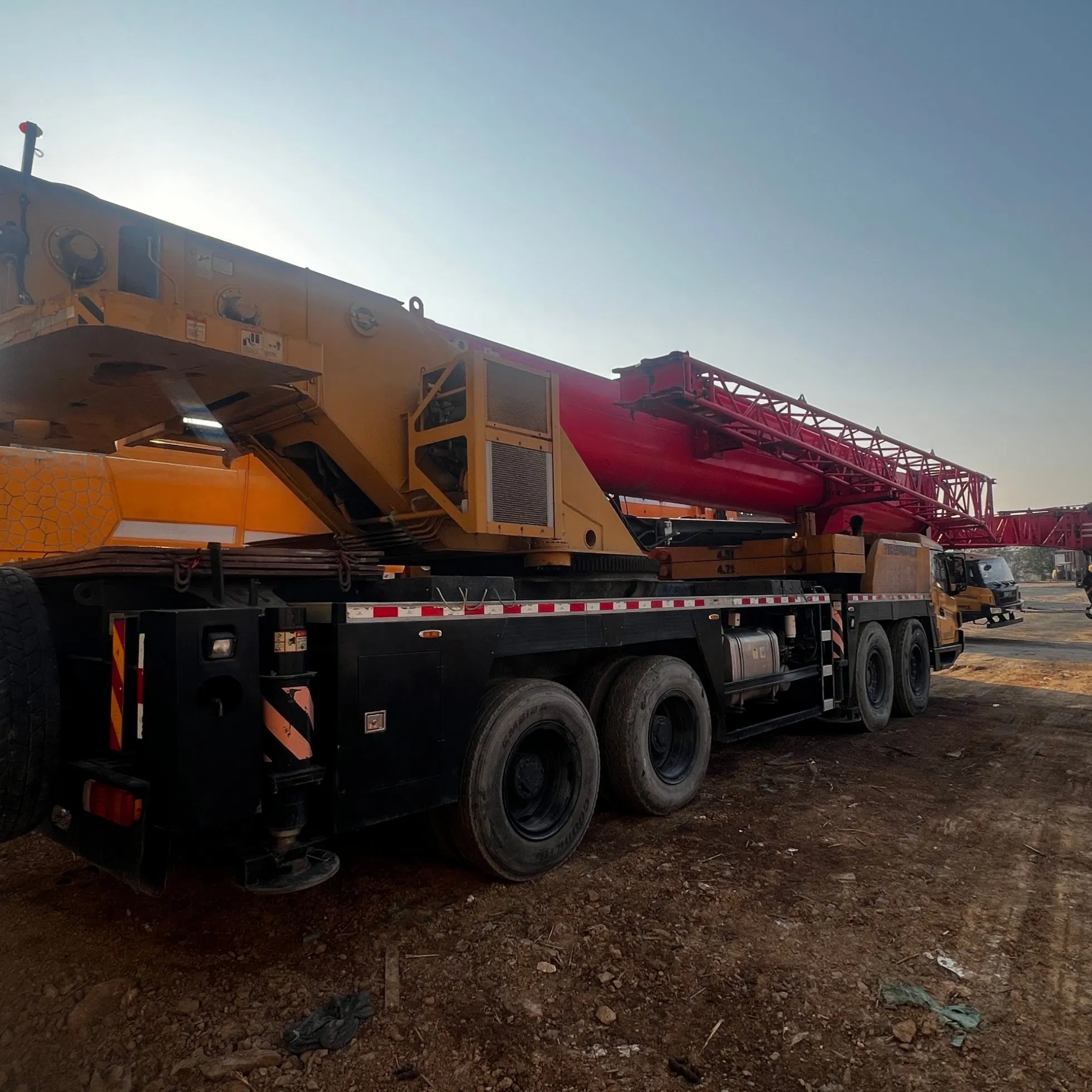 Used excavators, used bulldozers, used loaders, used construction equipment, used construction machinery, used excavation equipment, used forklifts, used crawler bulldozers, used wheel loaders