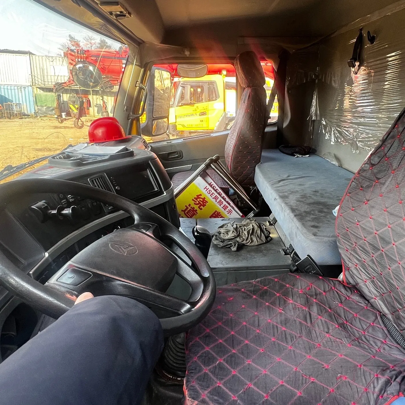 Used excavators, used bulldozers, used loaders, used construction equipment, used construction machinery, used excavation equipment, used forklifts, used crawler bulldozers, used wheel loaders