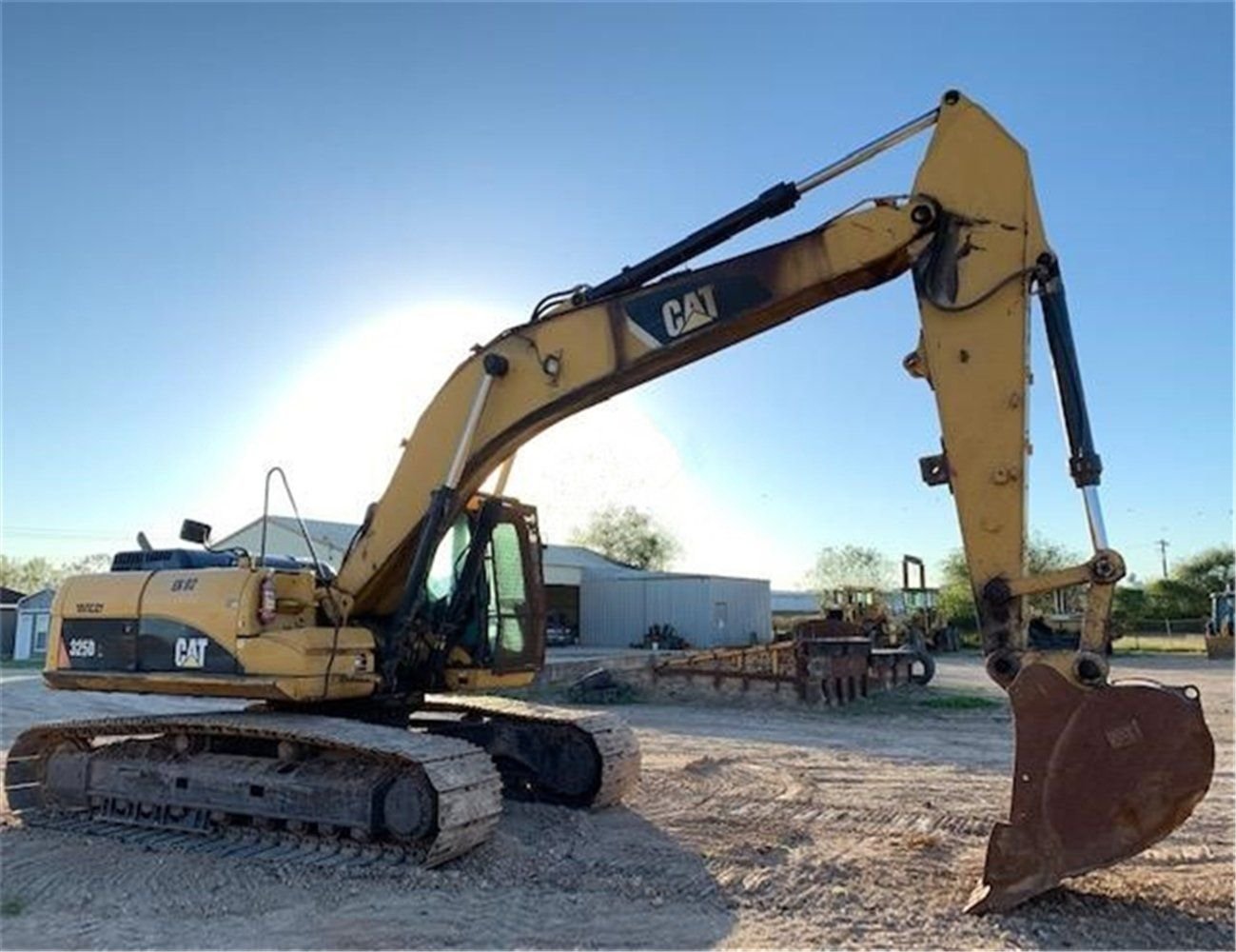 Used excavators, used bulldozers, used loaders, used construction equipment, used construction machinery, used excavation equipment, used forklifts, used crawler bulldozers, used wheel loaders