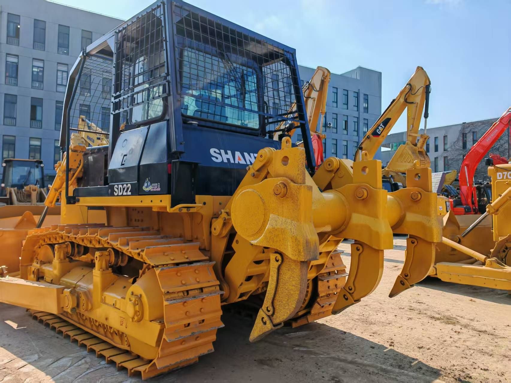 Used excavators, used bulldozers, used loaders, used construction equipment, used construction machinery, used excavation equipment, used forklifts, used crawler bulldozers, used wheel loaders