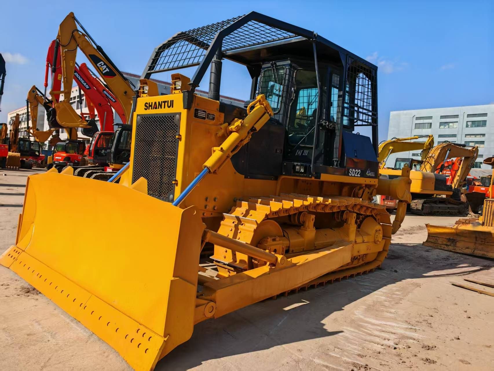 Used excavators, used bulldozers, used loaders, used construction equipment, used construction machinery, used excavation equipment, used forklifts, used crawler bulldozers, used wheel loaders