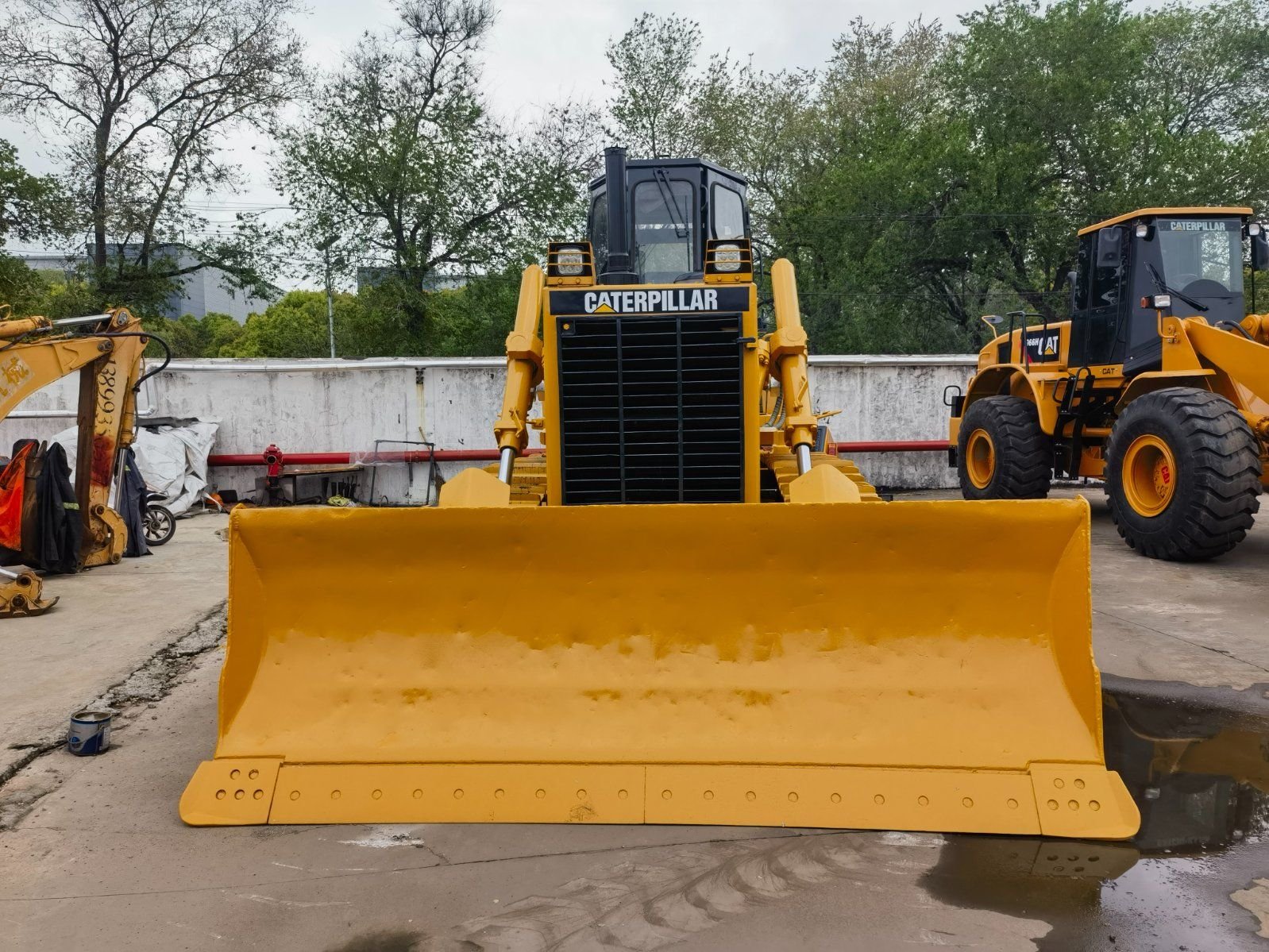 Used excavators, used bulldozers, used loaders, used construction equipment, used construction machinery, used excavation equipment, used forklifts, used crawler bulldozers, used wheel loaders