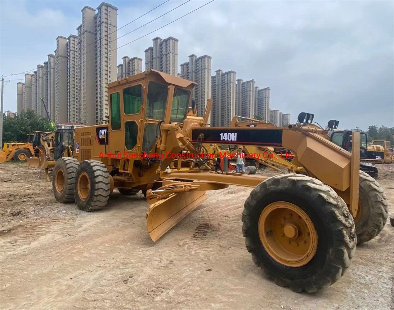 Used excavators, used bulldozers, used loaders, used construction equipment, used construction machinery, used excavation equipment, used forklifts, used crawler bulldozers, used wheel loaders