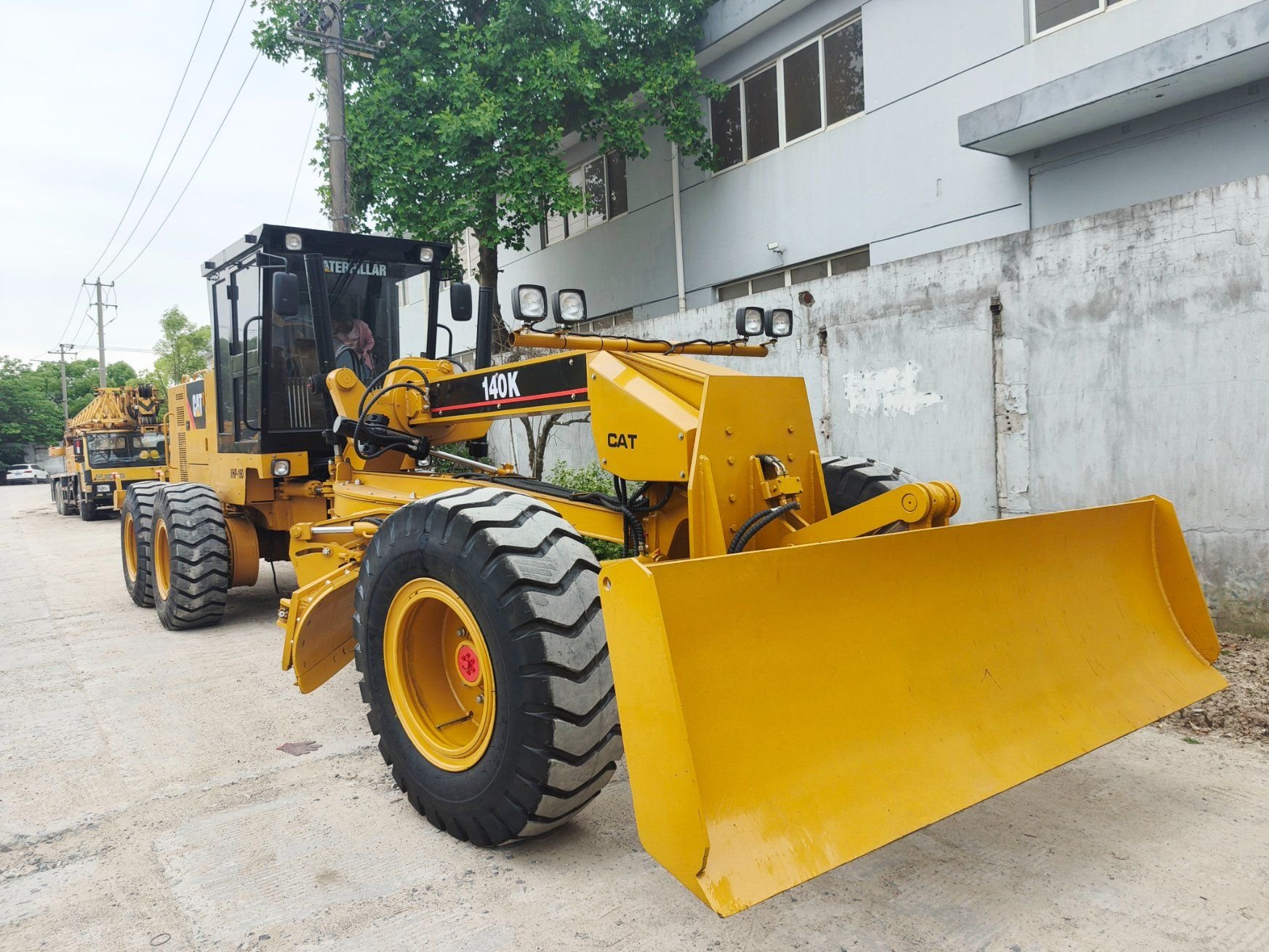 Used excavators, used bulldozers, used loaders, used construction equipment, used construction machinery, used excavation equipment, used forklifts, used crawler bulldozers, used wheel loaders