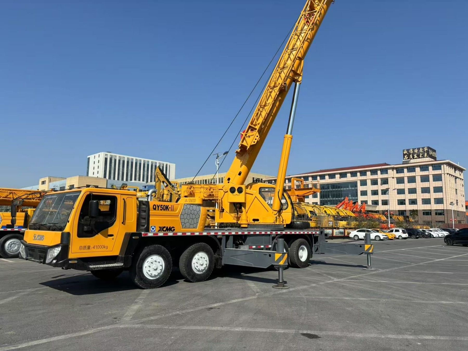 Used excavators, used bulldozers, used loaders, used construction equipment, used construction machinery, used excavation equipment, used forklifts, used crawler bulldozers, used wheel loaders