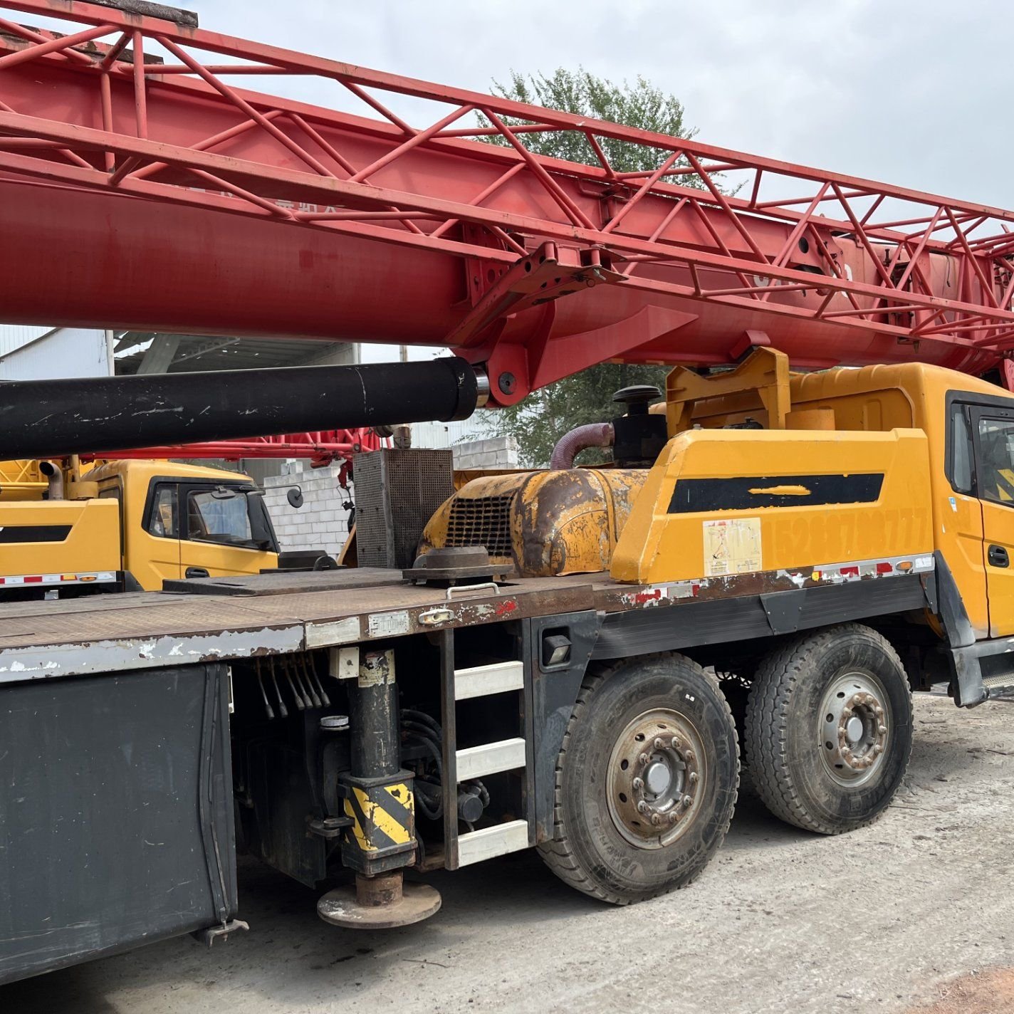 Used excavators, used bulldozers, used loaders, used construction equipment, used construction machinery, used excavation equipment, used forklifts, used crawler bulldozers, used wheel loaders