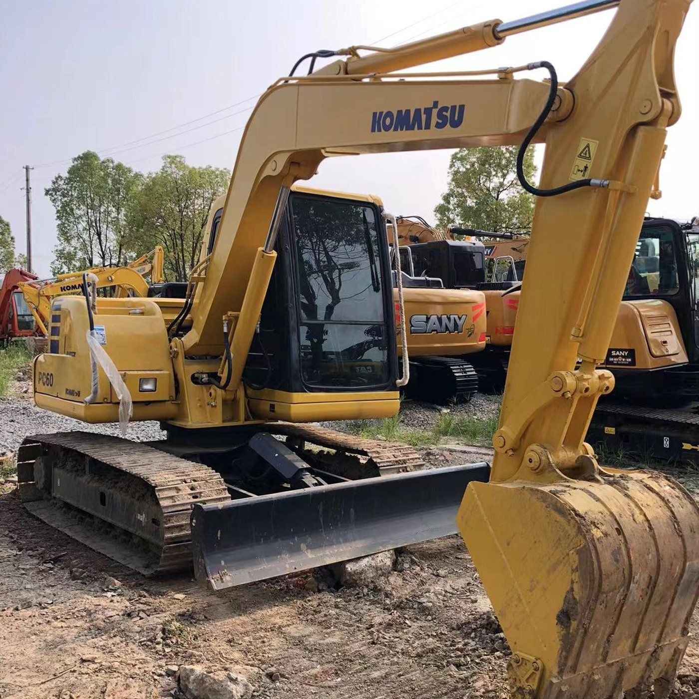 Used excavators, used bulldozers, used loaders, used construction equipment, used construction machinery, used excavation equipment, used forklifts, used crawler bulldozers, used wheel loaders