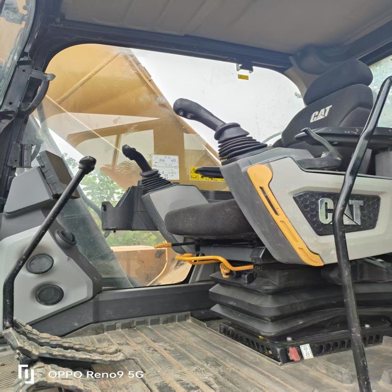 Used excavators, used bulldozers, used loaders, used construction equipment, used construction machinery, used excavation equipment, used forklifts, used crawler bulldozers, used wheel loaders