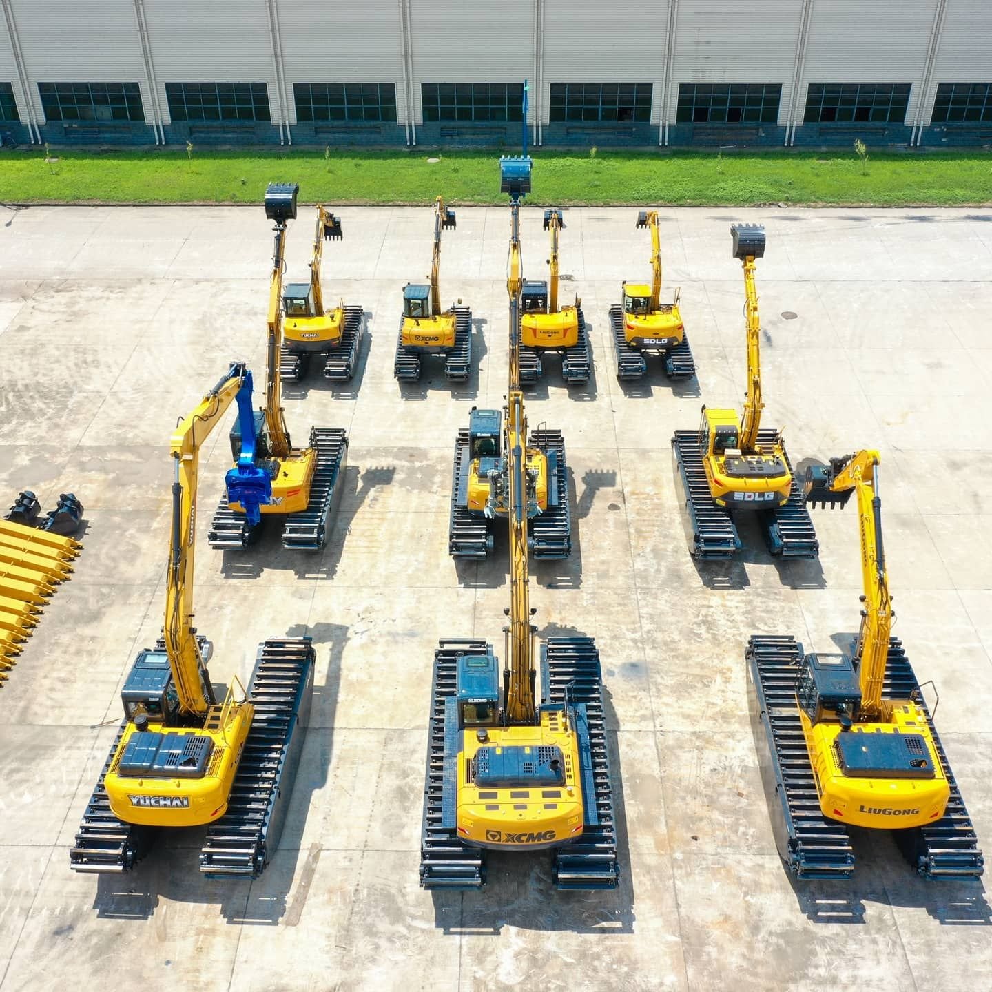 Used excavators, used bulldozers, used loaders, used construction equipment, used construction machinery, used excavation equipment, used forklifts, used crawler bulldozers, used wheel loaders