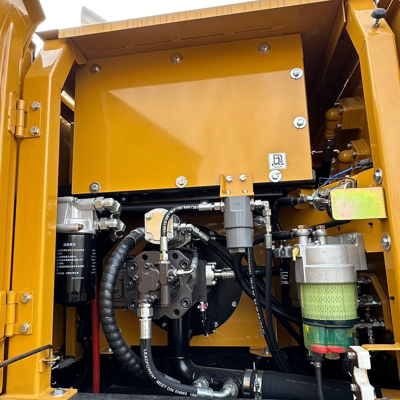 Used excavators, used bulldozers, used loaders, used construction equipment, used construction machinery, used excavation equipment, used forklifts, used crawler bulldozers, used wheel loaders