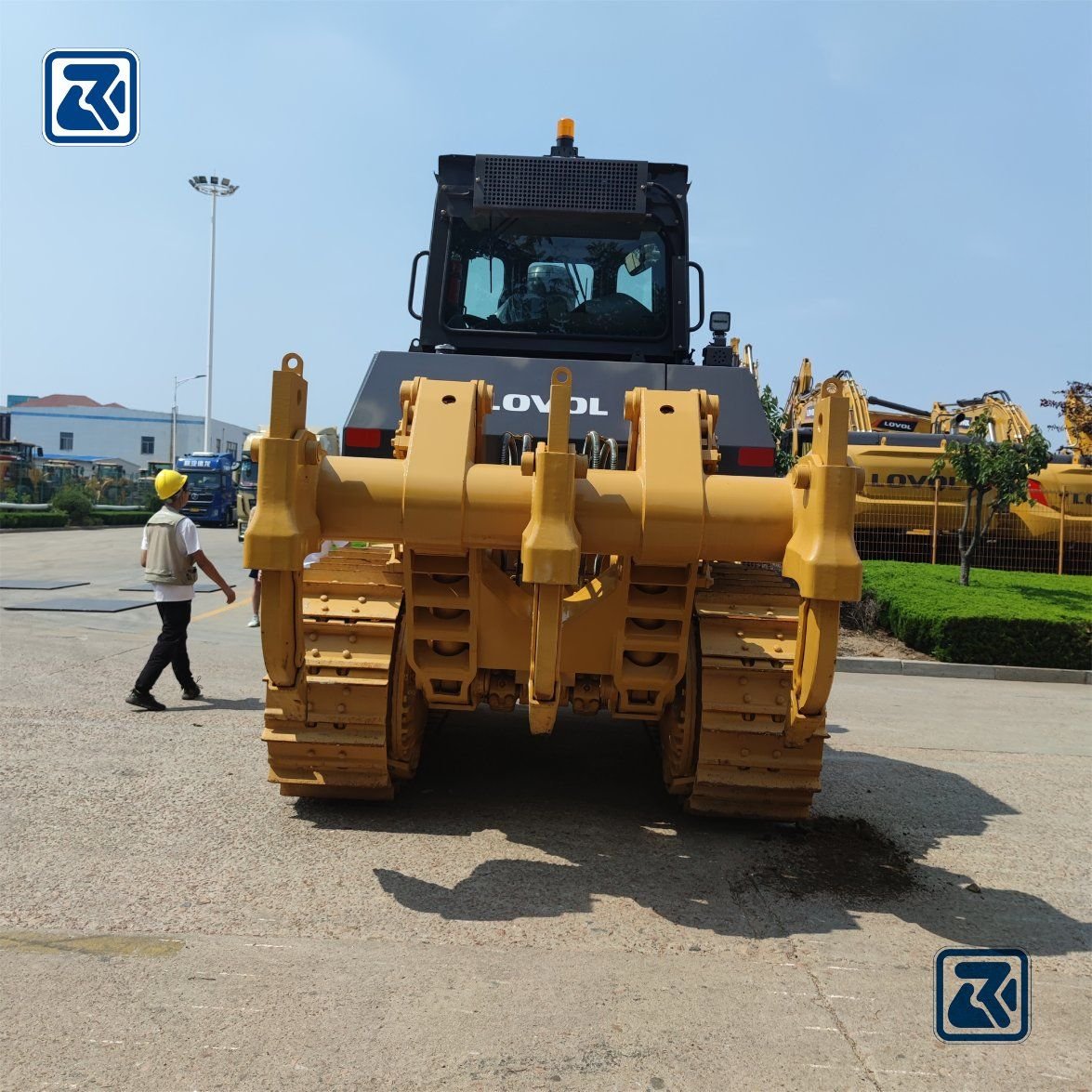 Used excavators, used bulldozers, used loaders, used construction equipment, used construction machinery, used excavation equipment, used forklifts, used crawler bulldozers, used wheel loaders