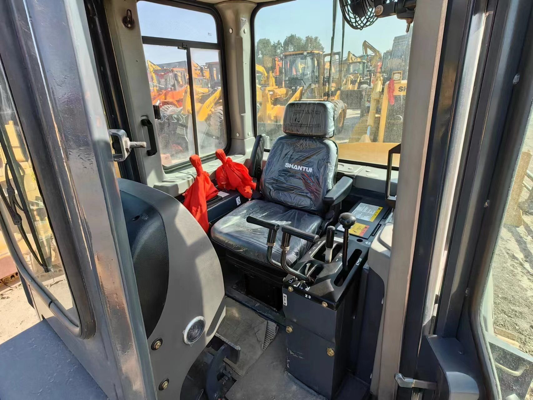 Used Original Construction Machinery Bulldozer SD16 in Good Condition with Low Price on Sale