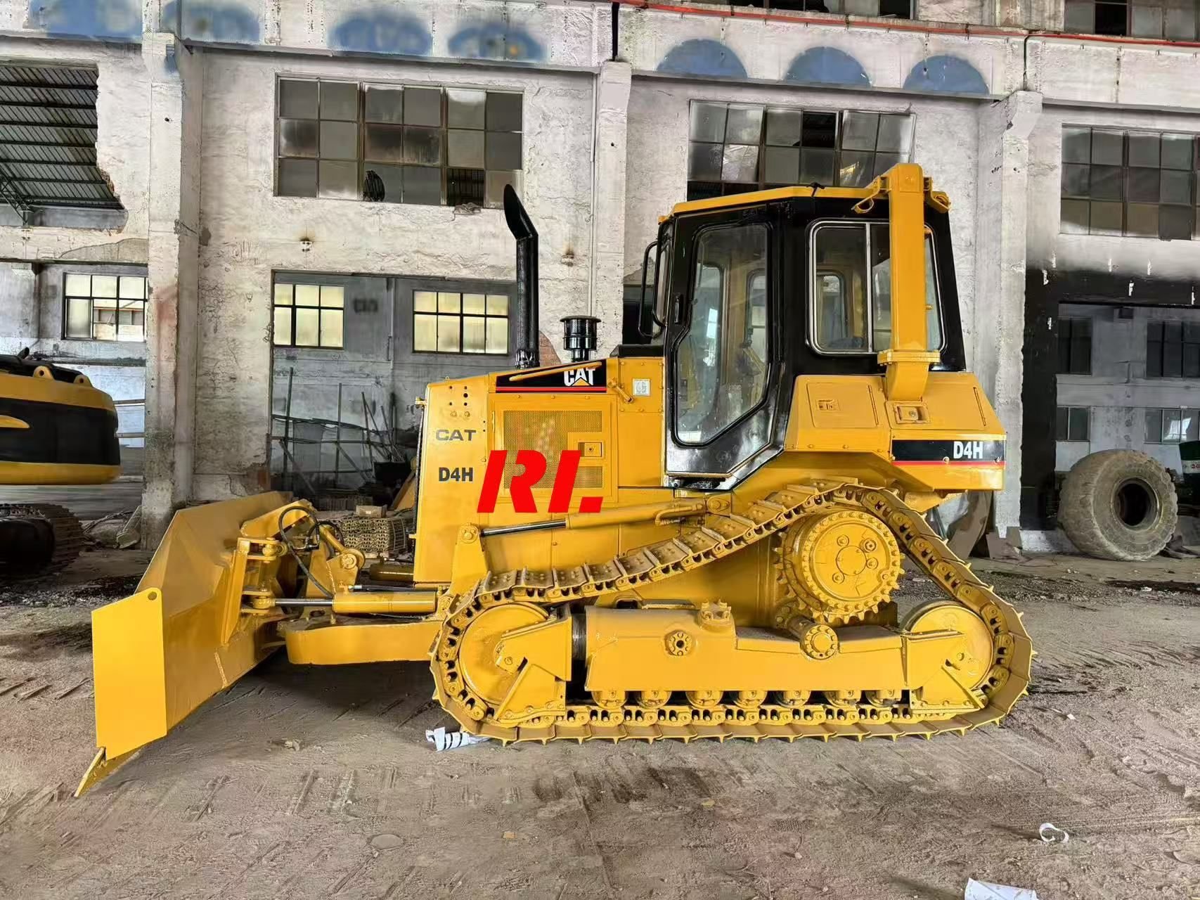 Used excavators, used bulldozers, used loaders, used construction equipment, used construction machinery, used excavation equipment, used forklifts, used crawler bulldozers, used wheel loaders