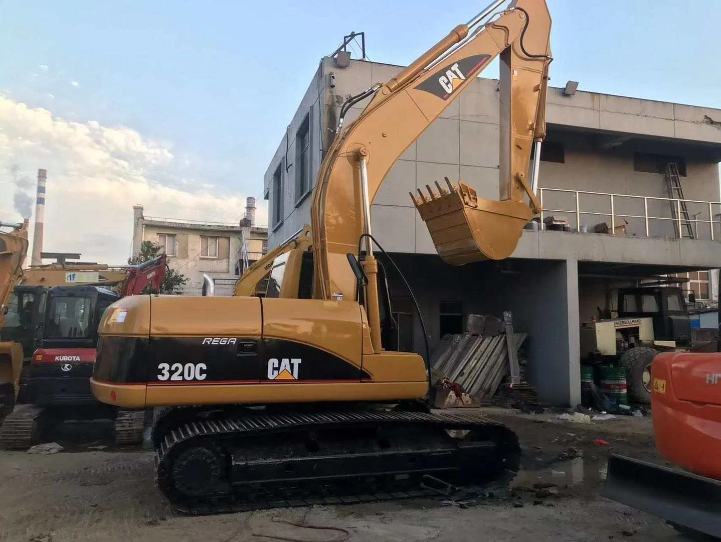 Used excavators, used bulldozers, used loaders, used construction equipment, used construction machinery, used excavation equipment, used forklifts, used crawler bulldozers, used wheel loaders