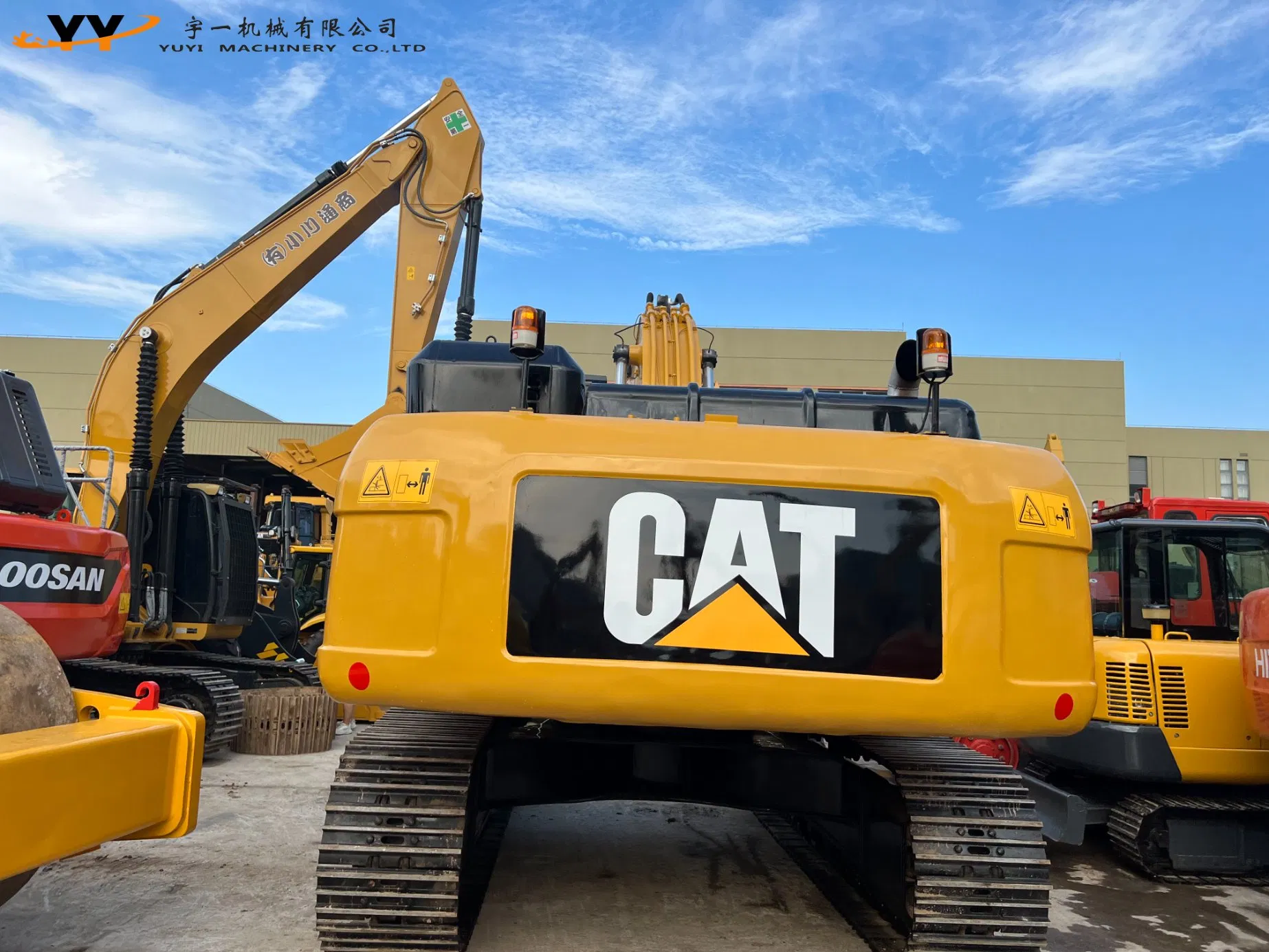 Used excavators, used bulldozers, used loaders, used construction equipment, used construction machinery, used excavation equipment, used forklifts, used crawler bulldozers, used wheel loaders