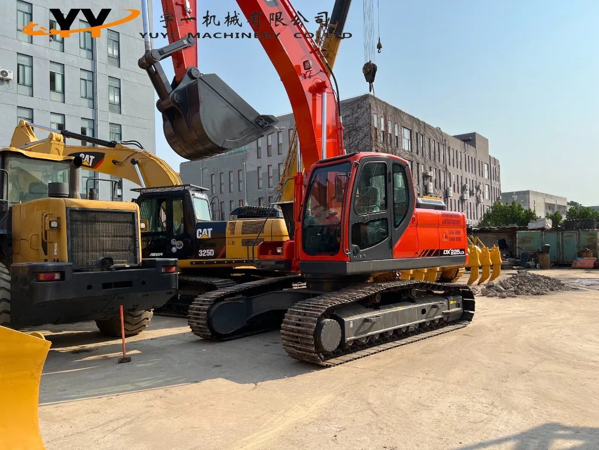 Used excavators, used bulldozers, used loaders, used construction equipment, used construction machinery, used excavation equipment, used forklifts, used crawler bulldozers, used wheel loaders