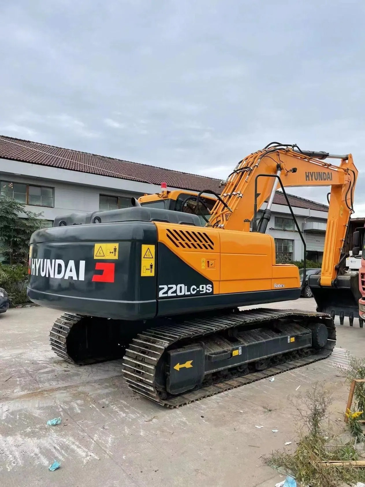 Used Hyundai R220LC-9S Excavator Medium Hydraulic 22ton with CE/EPA