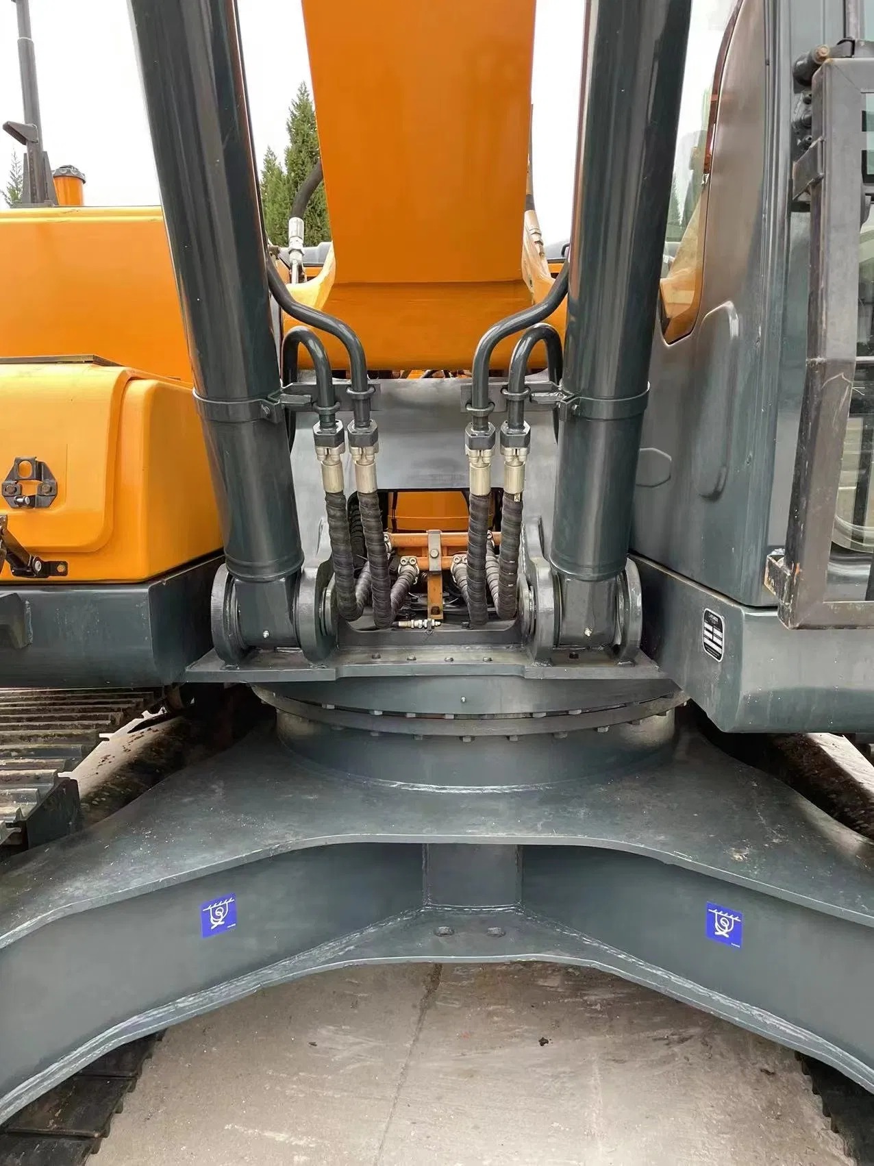 Used excavators, used bulldozers, used loaders, used construction equipment, used construction machinery, used excavation equipment, used forklifts, used crawler bulldozers, used wheel loaders