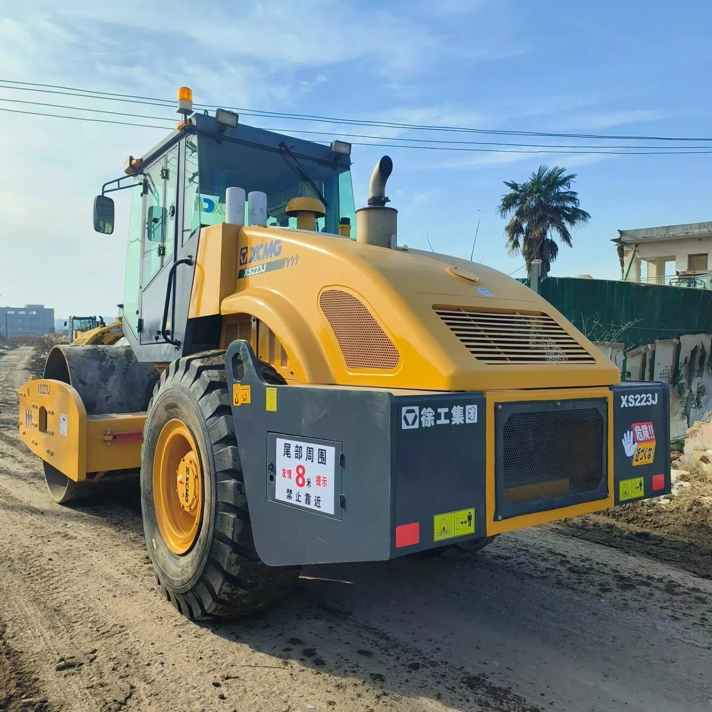 Used excavators, used bulldozers, used loaders, used construction equipment, used construction machinery, used excavation equipment, used forklifts, used crawler bulldozers, used wheel loaders