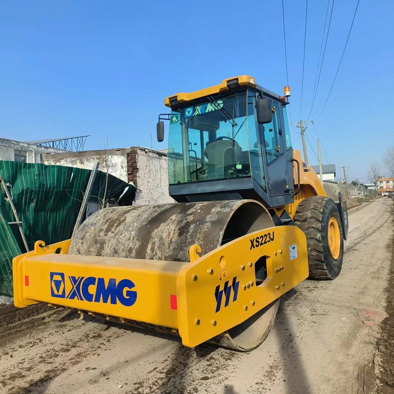 Used excavators, used bulldozers, used loaders, used construction equipment, used construction machinery, used excavation equipment, used forklifts, used crawler bulldozers, used wheel loaders