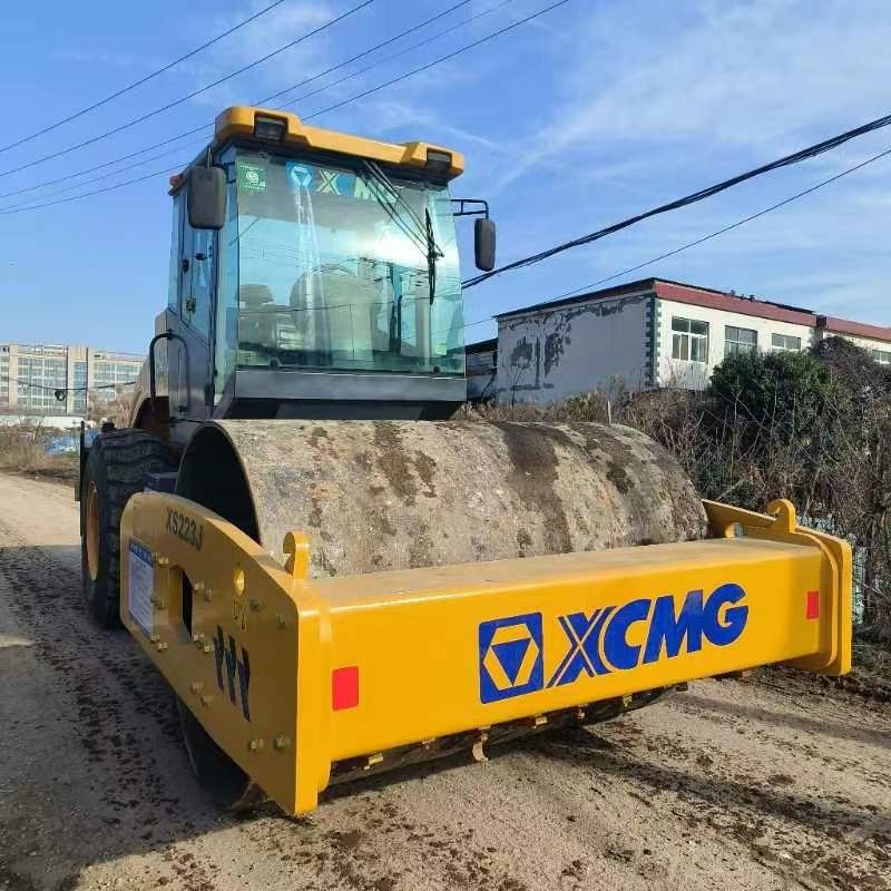 Used excavators, used bulldozers, used loaders, used construction equipment, used construction machinery, used excavation equipment, used forklifts, used crawler bulldozers, used wheel loaders