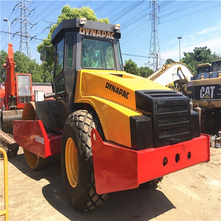Used excavators, used bulldozers, used loaders, used construction equipment, used construction machinery, used excavation equipment, used forklifts, used crawler bulldozers, used wheel loaders