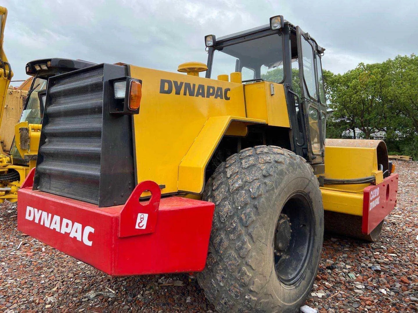 Used excavators, used bulldozers, used loaders, used construction equipment, used construction machinery, used excavation equipment, used forklifts, used crawler bulldozers, used wheel loaders