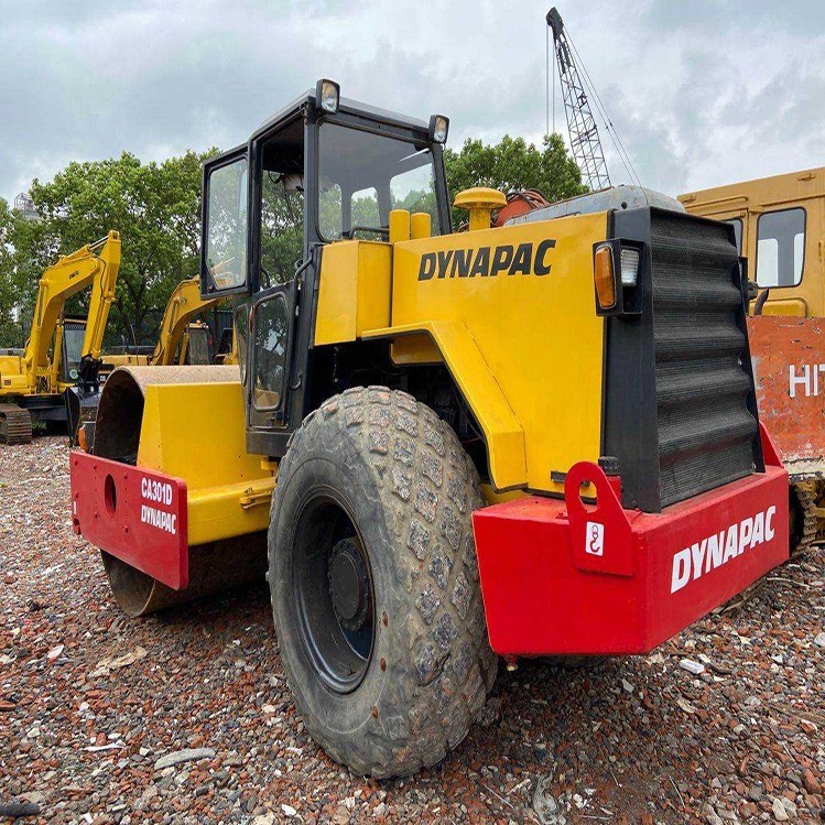 Used excavators, used bulldozers, used loaders, used construction equipment, used construction machinery, used excavation equipment, used forklifts, used crawler bulldozers, used wheel loaders